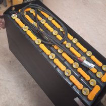 Ắc quy xe nâng Rocket VCI440