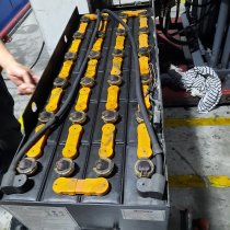 Ắc quy xe nâng roket VCD550